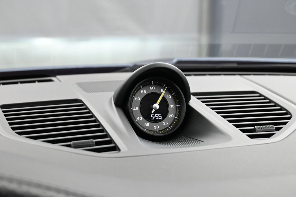 Certified 2026 Porsche 911 GT3 RWD image 21