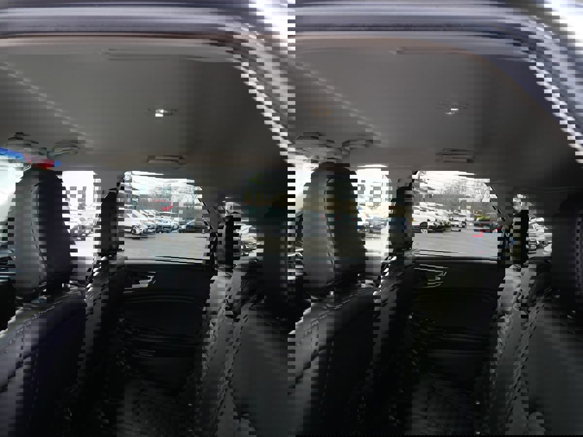 Used 2020 Ford Edge SEL w/ Convenience Package image 20