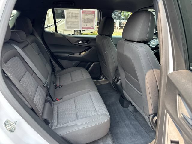 Used 2025 Chevrolet Equinox LT AWD/4WD image 30
