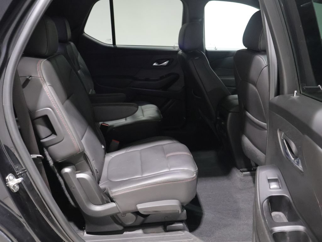 Used 2023 Chevrolet Traverse RS w/ LPO, Floor Liner Package AWD/4WD image 19