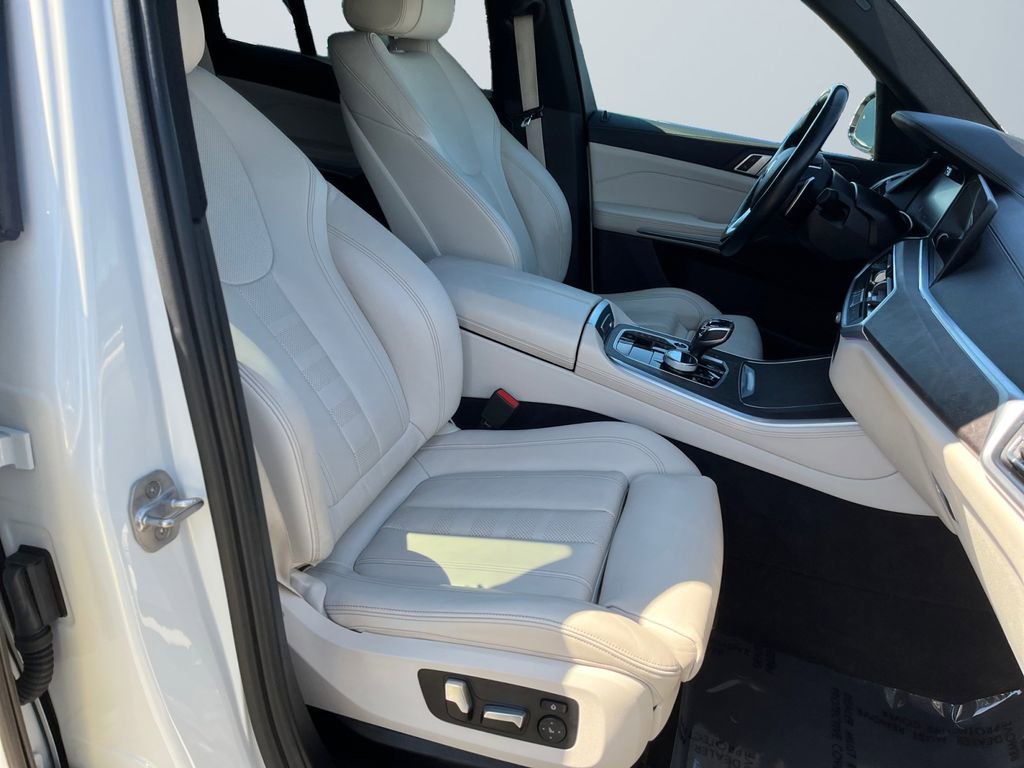 Used 2020 BMW X5 xDrive40i w/ Premium Package image 15