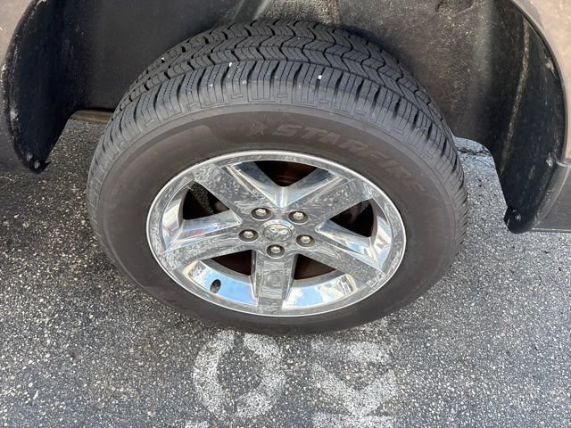 Used 2014 RAM 1500 Express AWD/4WD image 14