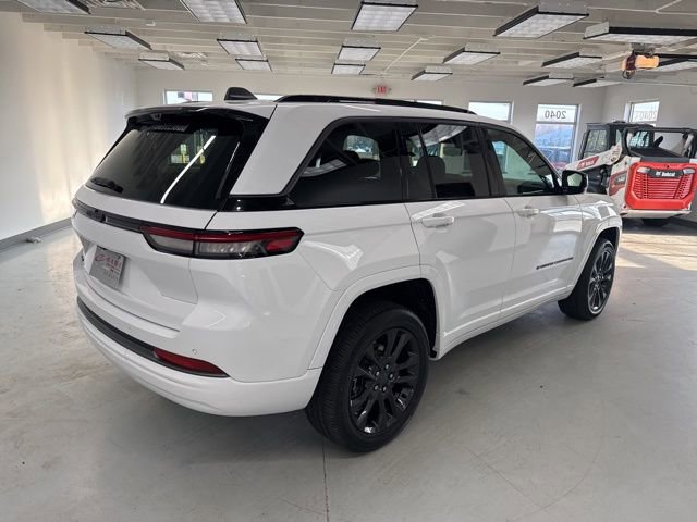 New 2026 Jeep Grand Cherokee Limited Reserve image 8