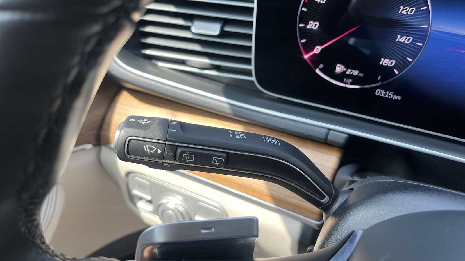 Used 2024 Mercedes-Benz GLE 350 4MATIC image 40