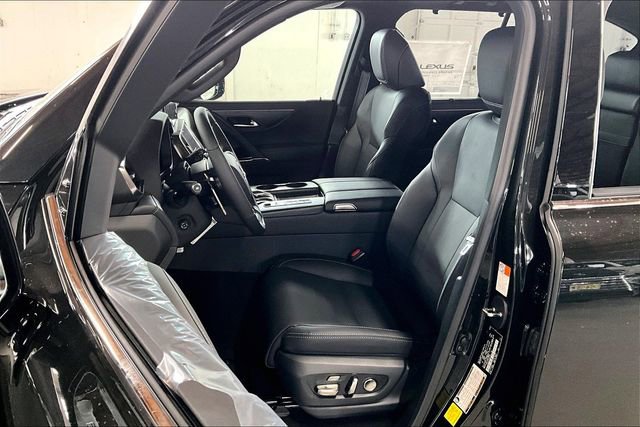 New 2026 Lexus LX 600 4WD w/ Luxury Package image 9