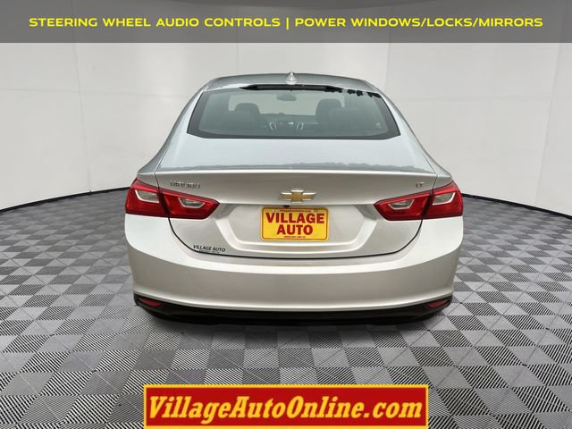Used 2016 Chevrolet Malibu LT FWD image 3