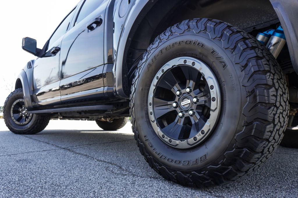 Used 2017 Ford F150 Raptor image 39