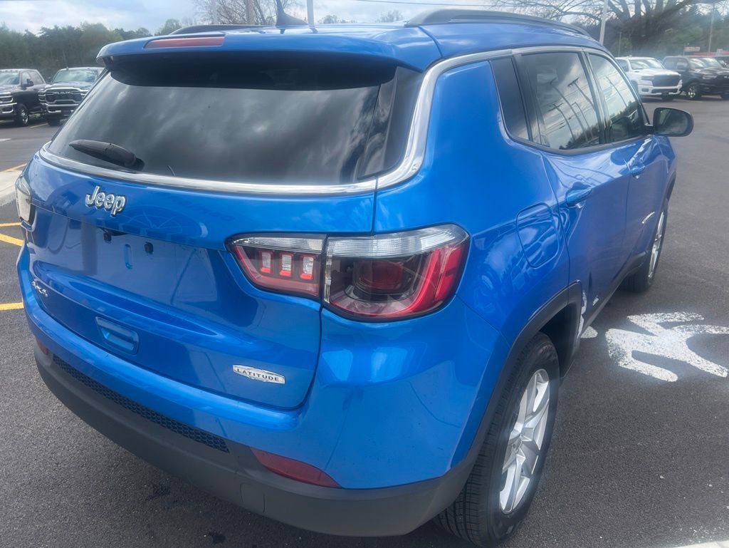 Used 2022 Jeep Compass Latitude w/ Convenience Group AWD/4WD image 8