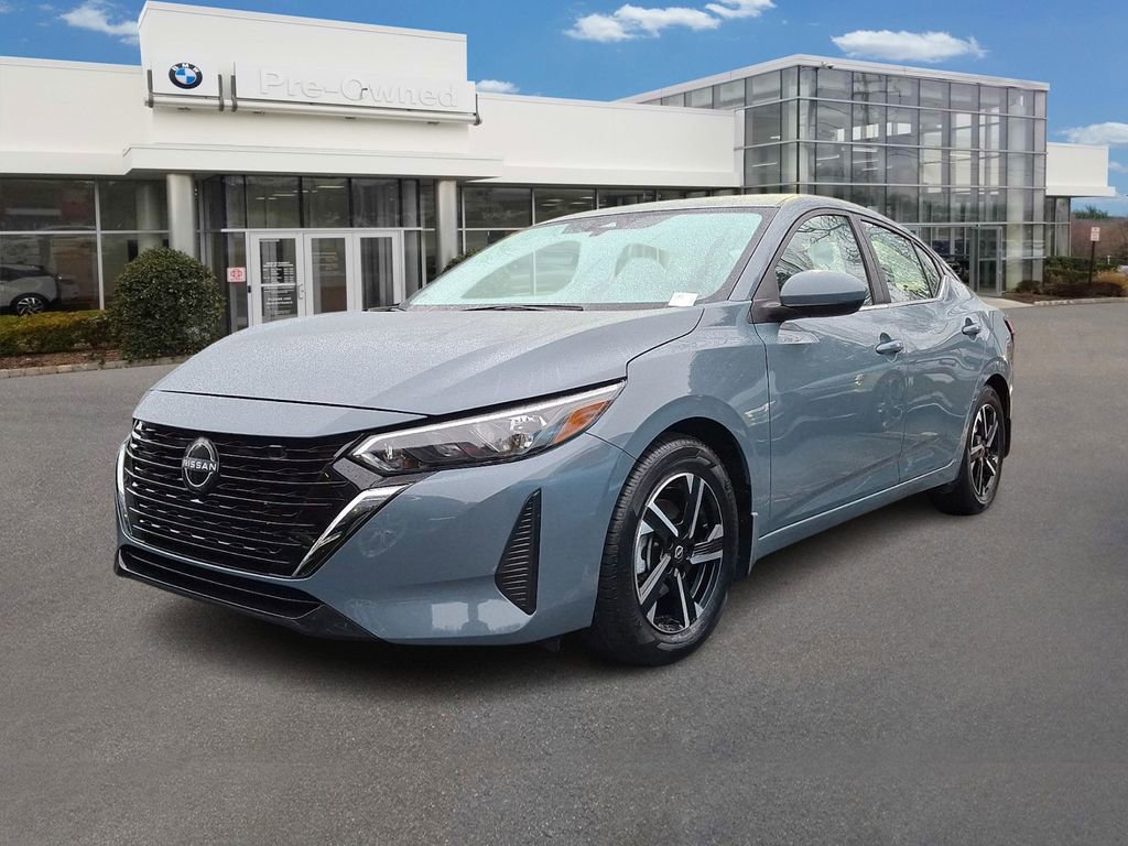 Used 2025 Nissan Sentra SV image 1