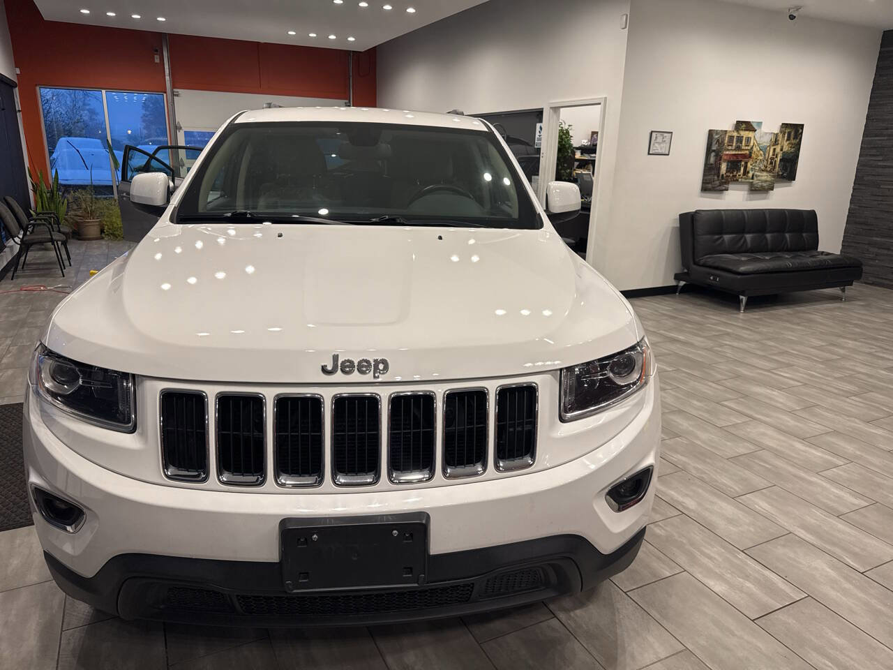 Used 2016 Jeep Grand Cherokee Laredo w/ Quick Order Package 23E AWD/4WD image 6