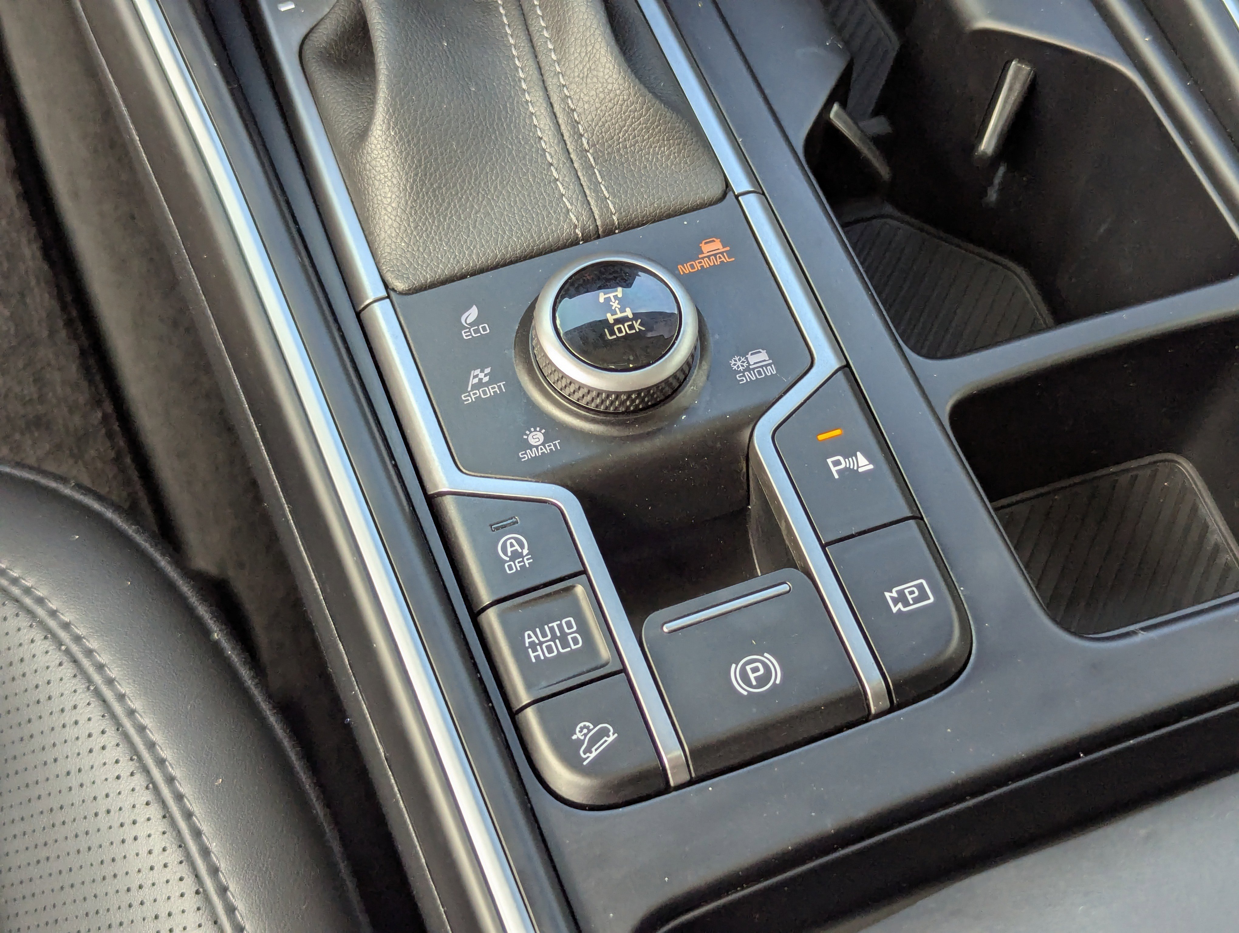 Certified 2024 Kia Sorento X-Line EX image 31