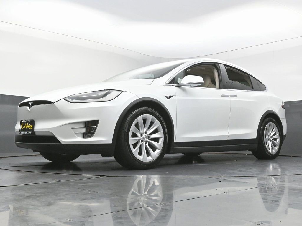 Used 2019 Tesla Model X 100D image 57