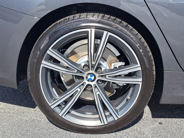 Used 2022 BMW 330i Sedan w/ Driving Assistance Package image 7