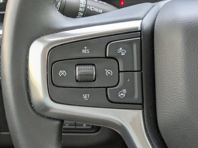 Used 2024 Chevrolet Suburban Premier AWD/4WD image 29
