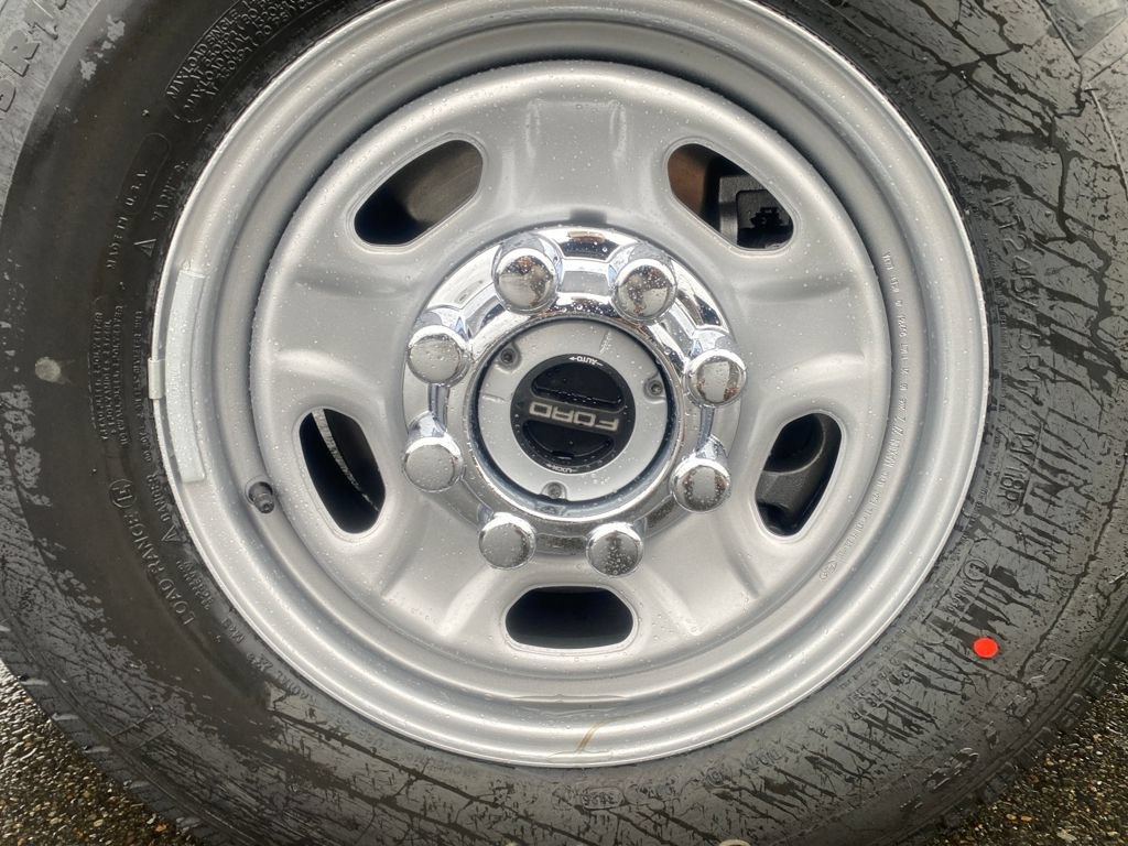 New 2026 Ford F250 XL w/ XL Chrome Package AWD/4WD image 30