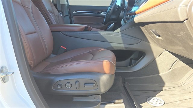 Used 2020 Buick Enclave Avenir w/ Avenir Technology Package image 15