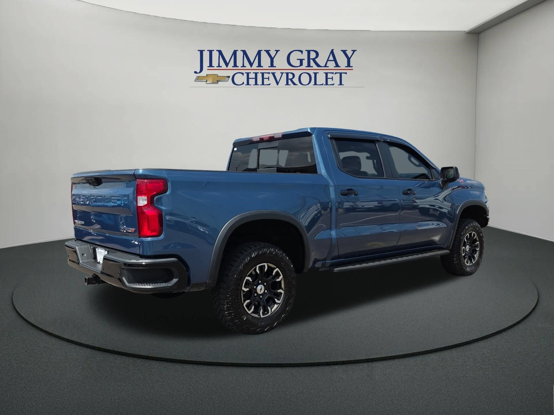 Used 2024 Chevrolet Silverado 1500 ZR2 w/ Technology Package AWD/4WD image 5