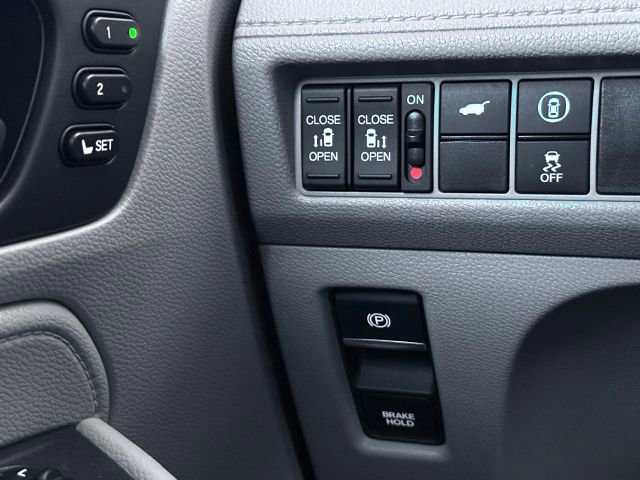 Certified 2024 Honda Odyssey EX-L image 15