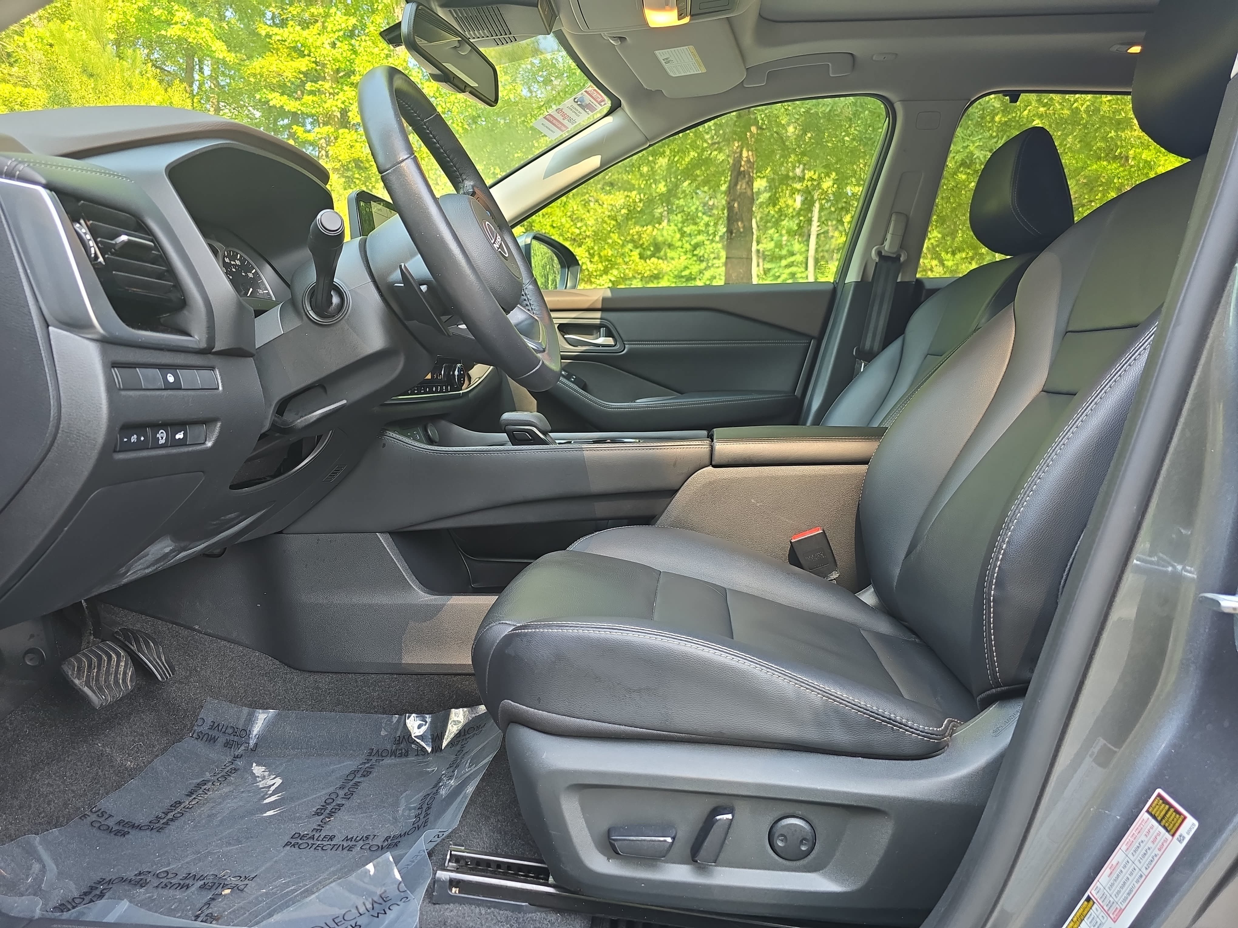 Used 2023 Nissan Rogue SL w/ SL Premium Package FWD image 14