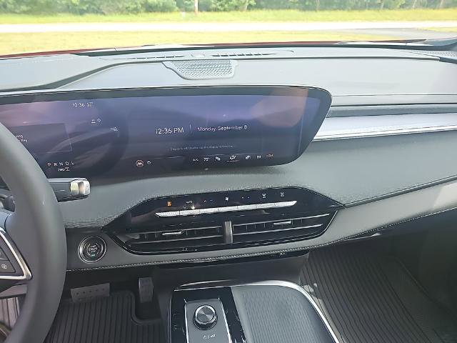 New 2026 Buick Enclave Sport Touring w/ Power Package image 13