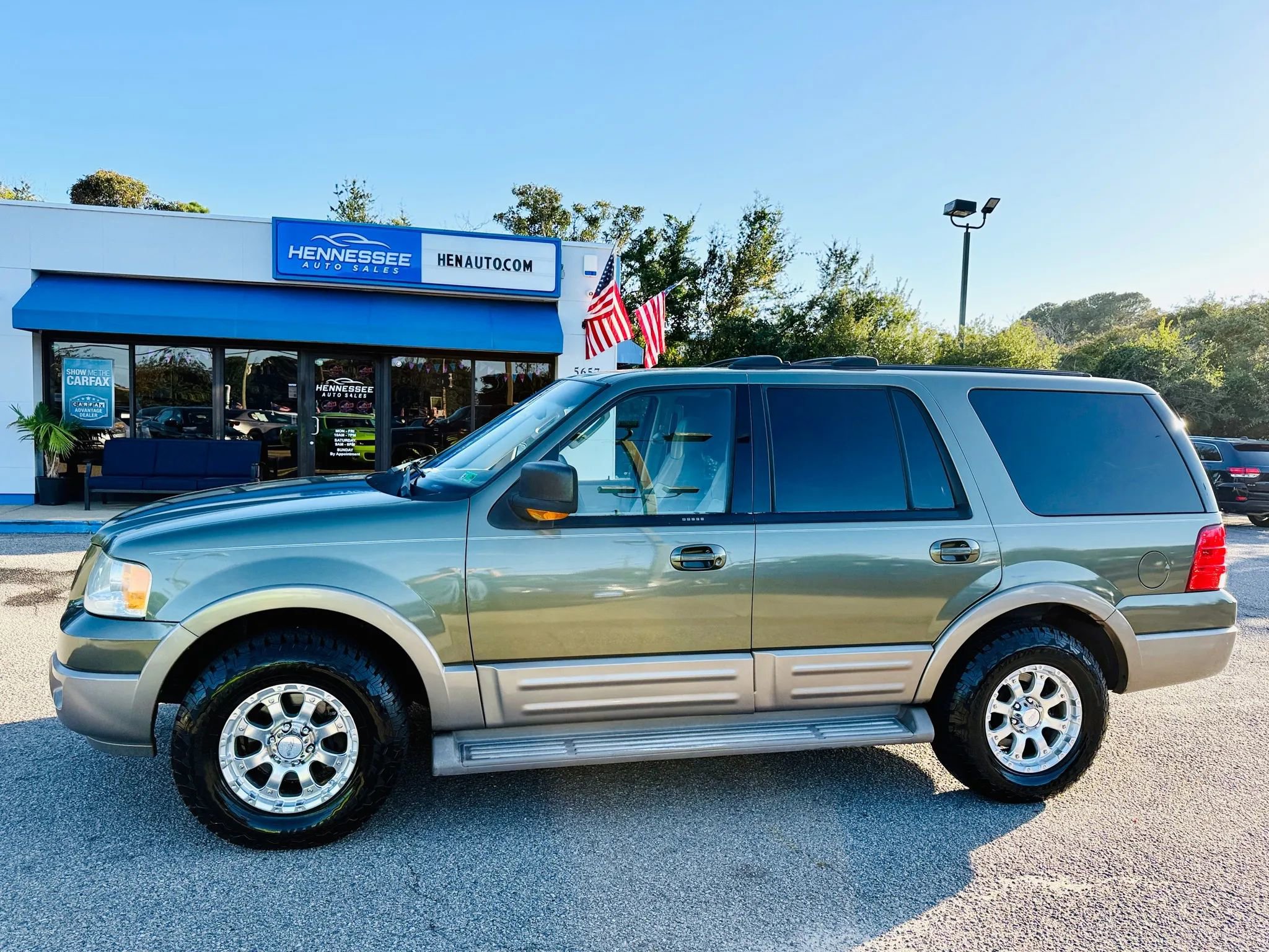 Used 2004 Ford Expedition Eddie Bauer image 43