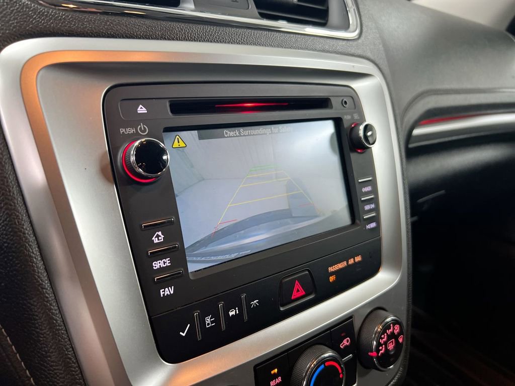 Used 2015 GMC Acadia SLE FWD image 15
