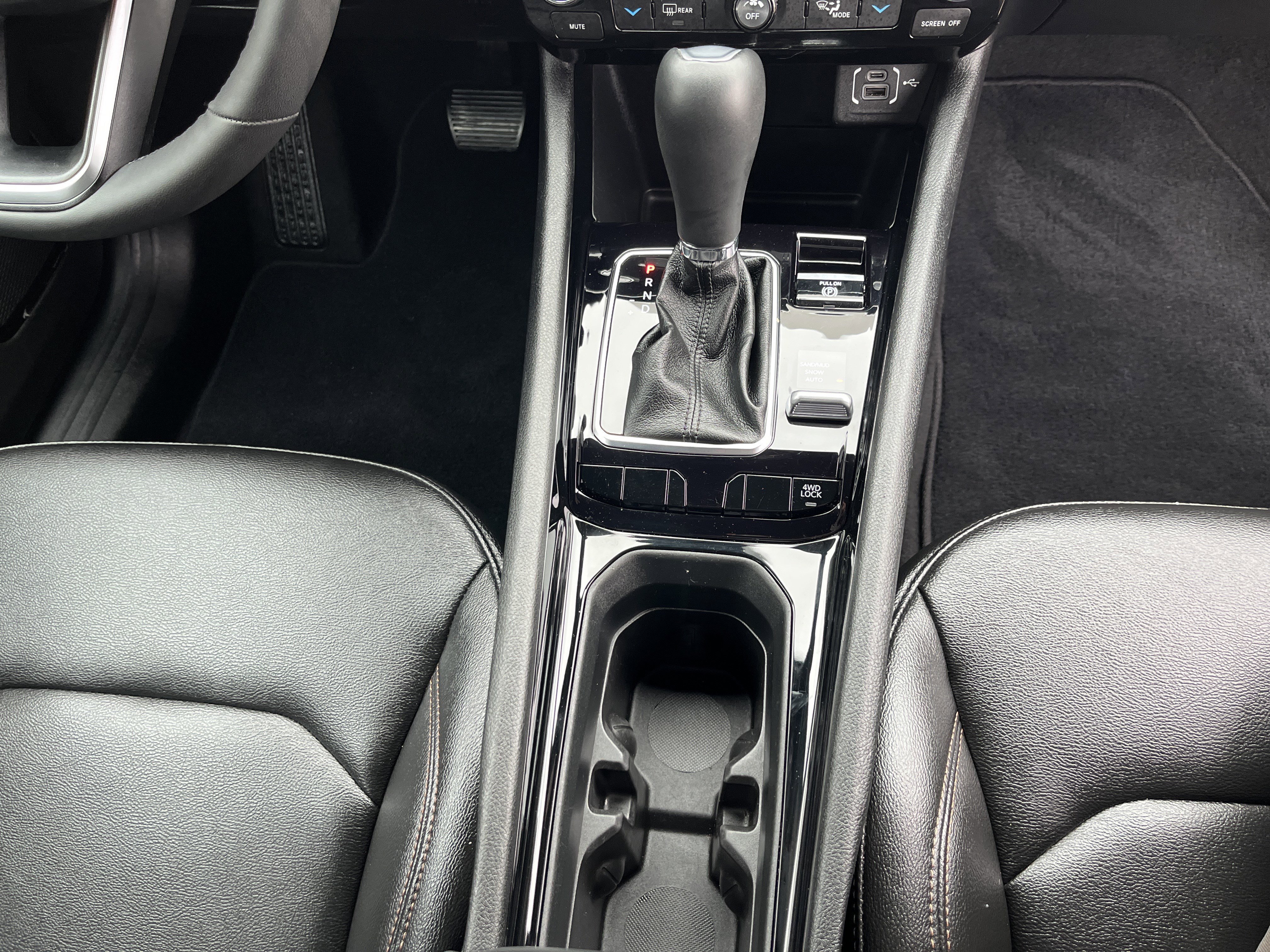 Used 2024 Jeep Compass Limited image 19