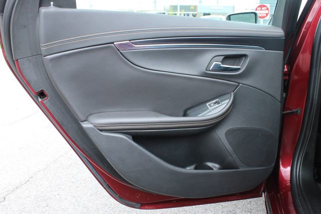 Used 2016 Chevrolet Impala LTZ w/ Enhanced Convenience Package FWD image 30