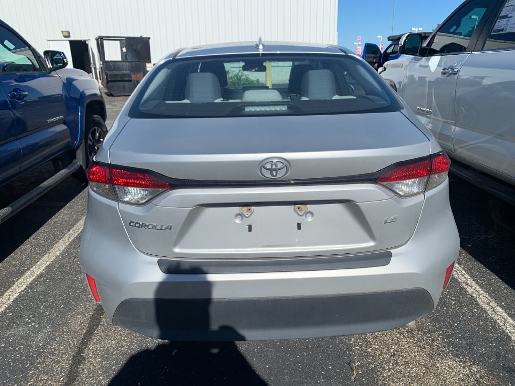 Used 2024 Toyota Corolla LE FWD image 3