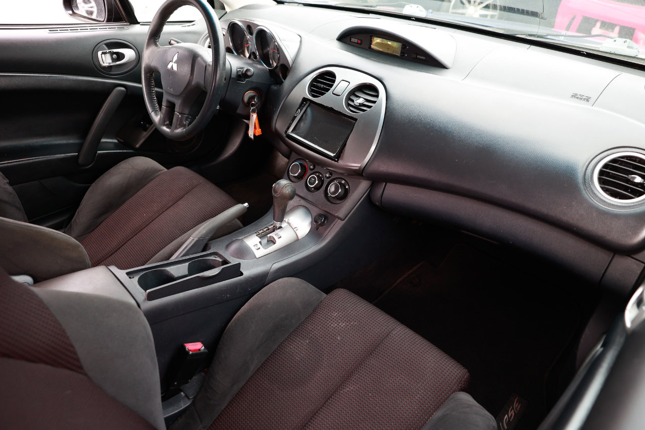 Used 2009 Mitsubishi Eclipse GS image 18