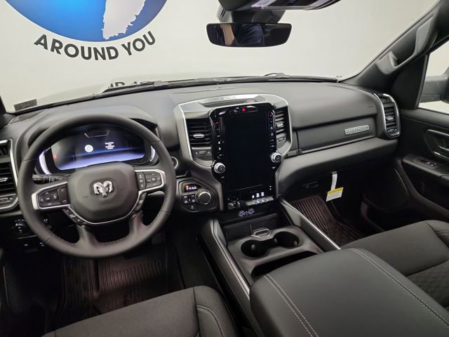 New 2026 RAM 1500 4x4 Crew Cab image 15