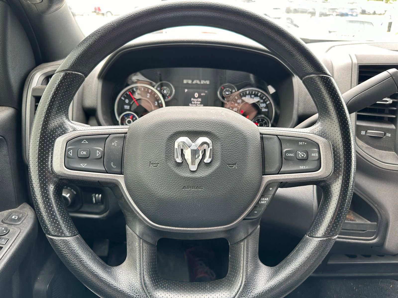 Used 2024 RAM 3500 Tradesman w/ Chrome Appearance Group image 5