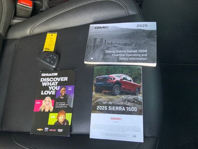 Used 2025 GMC Sierra 1500 SLT image 16