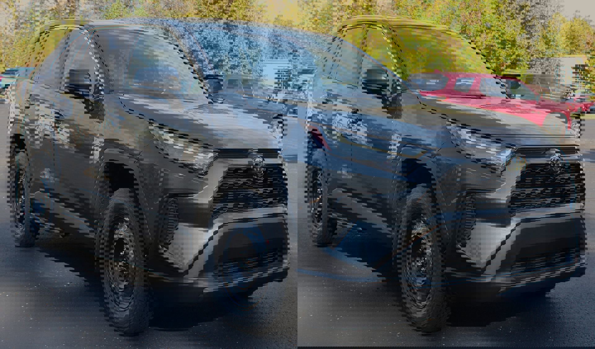 New 2025 Toyota RAV4 LE image 3