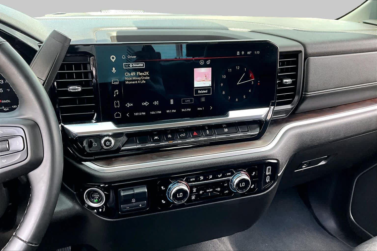 Used 2025 GMC Sierra 1500 SLT AWD/4WD image 7