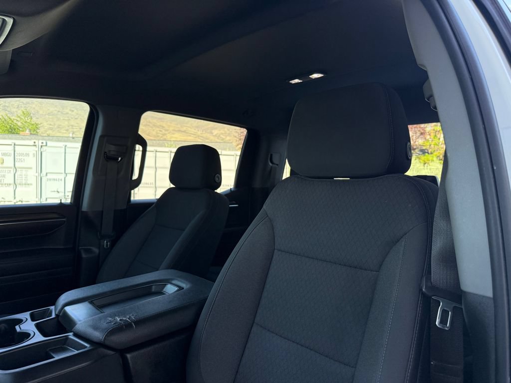 Used 2023 Chevrolet Silverado 1500 RST w/ Z71 Off-Road Package AWD/4WD image 21