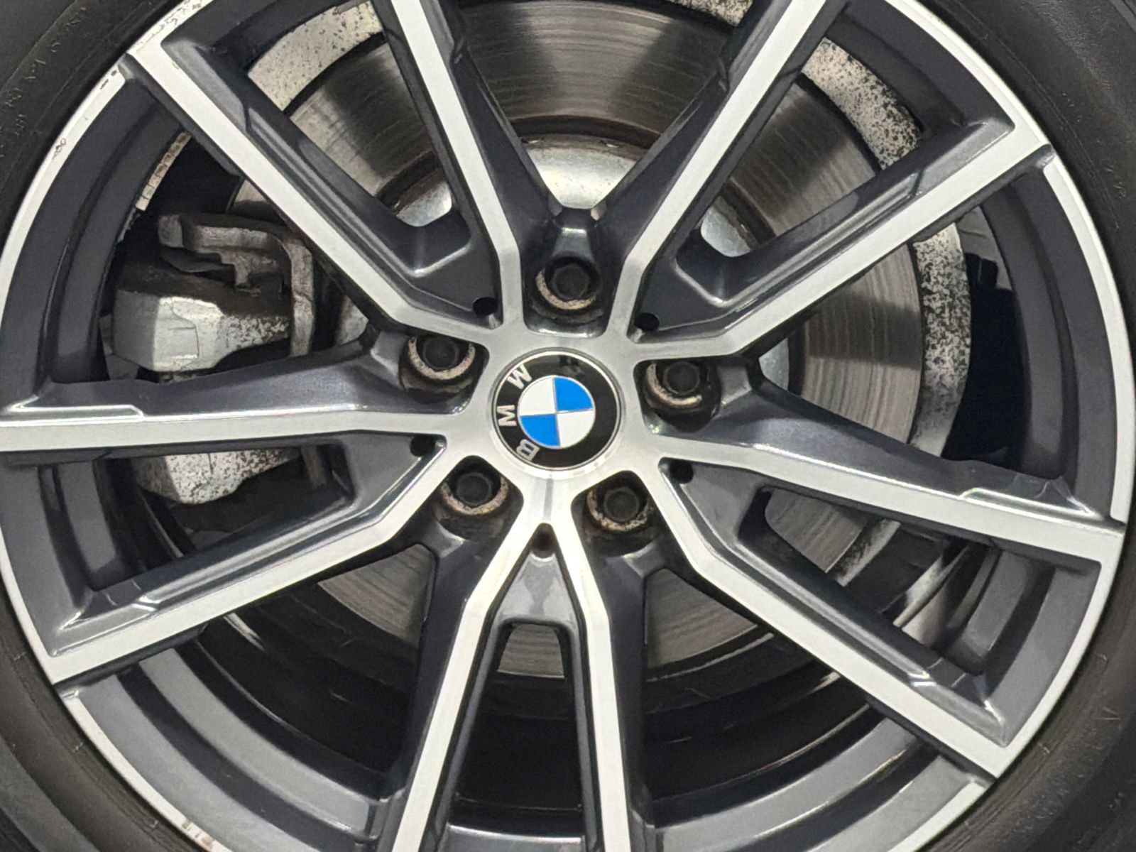 Used 2022 BMW 330i xDrive Sedan w/ Driving Assistance Package AWD/4WD image 5