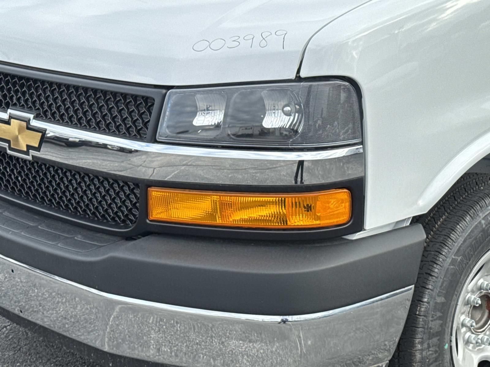 New 2026 Chevrolet Express 3500 w/ Power Convenience Package RWD image 7