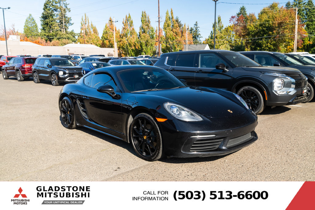 Used 2018 Porsche 718 Cayman RWD image 23