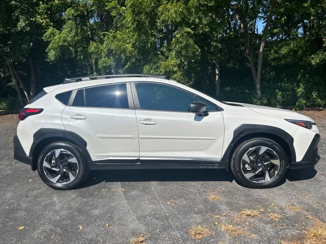 Used 2025 Subaru Crosstrek 2.5i Limited AWD/4WD image 2