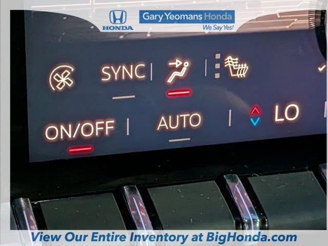 Used 2025 GMC Acadia Elevation FWD image 22