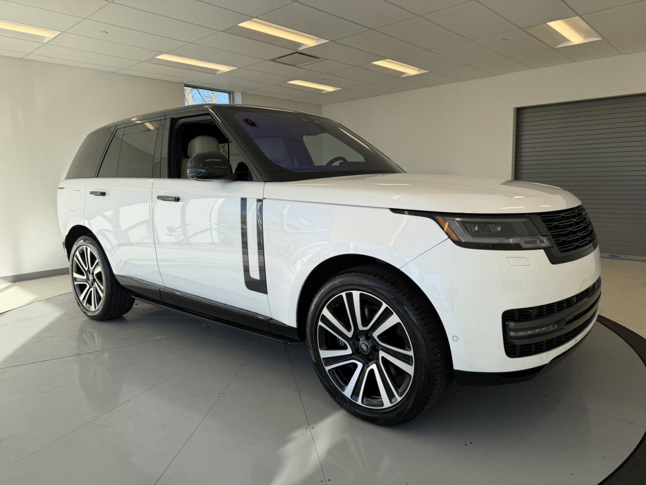 Used 2023 Land Rover Range Rover SE AWD/4WD image 51