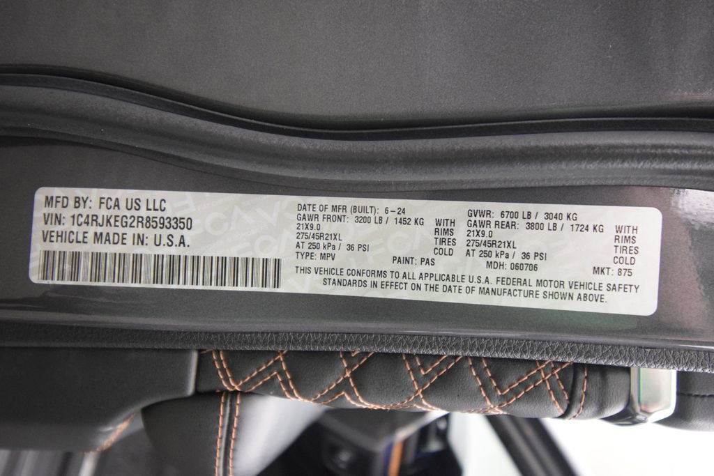 Used 2024 Jeep Grand Cherokee L Summit image 34