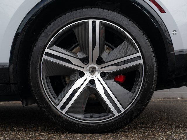 Used 2025 Porsche Macan Turbo Electric image 13