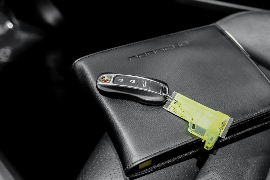 Used 2023 Porsche Cayenne image 70