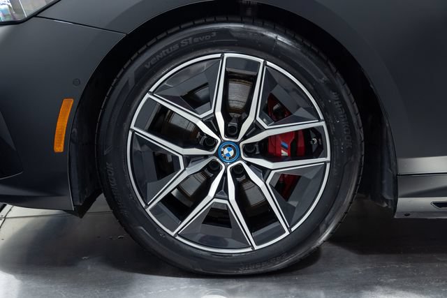 Used 2024 BMW i5 M60 w/ Executive Package AWD/4WD image 27
