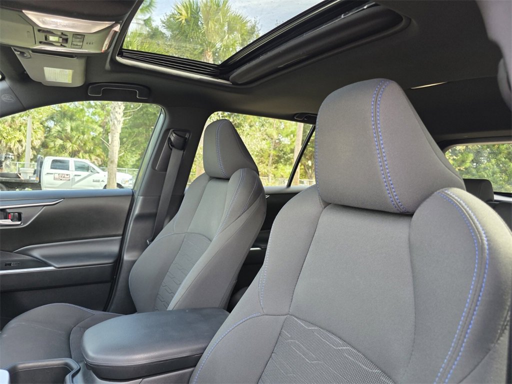 Certified 2022 Toyota RAV4 SE w/ Convenience Package image 23