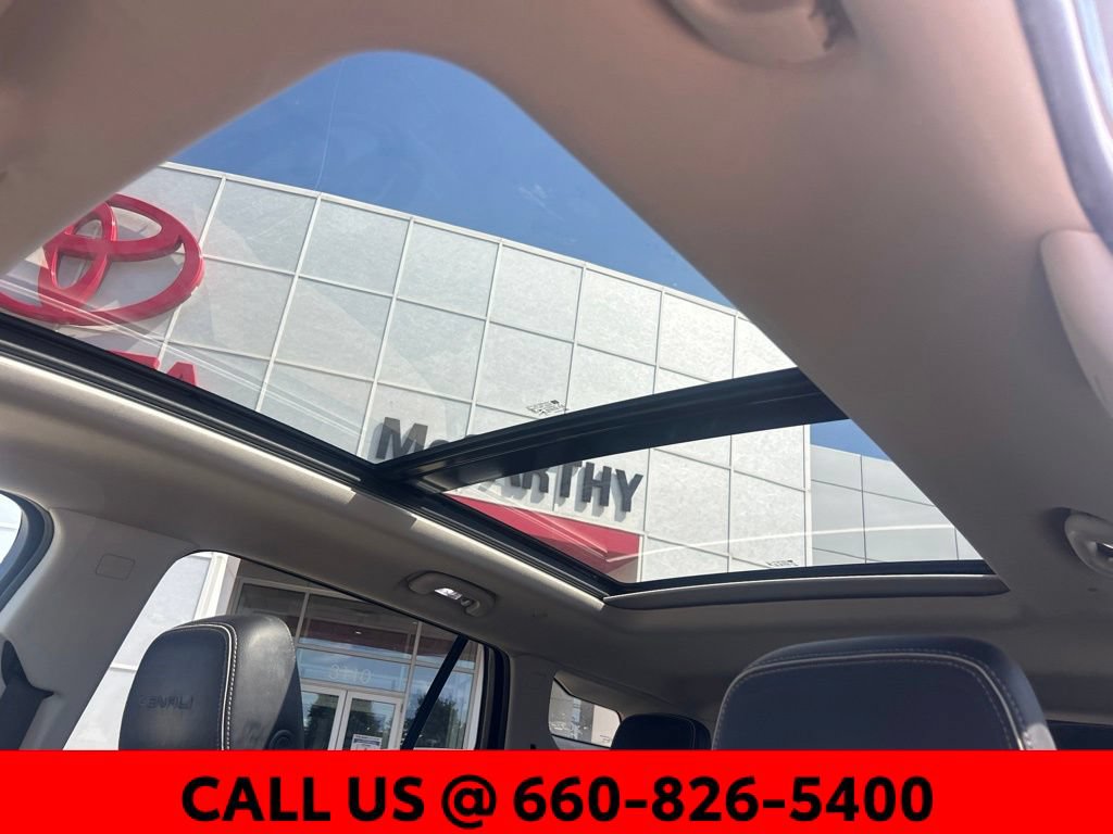 Used 2019 GMC Terrain Denali w/ Advanced Safety Package AWD/4WD image 14