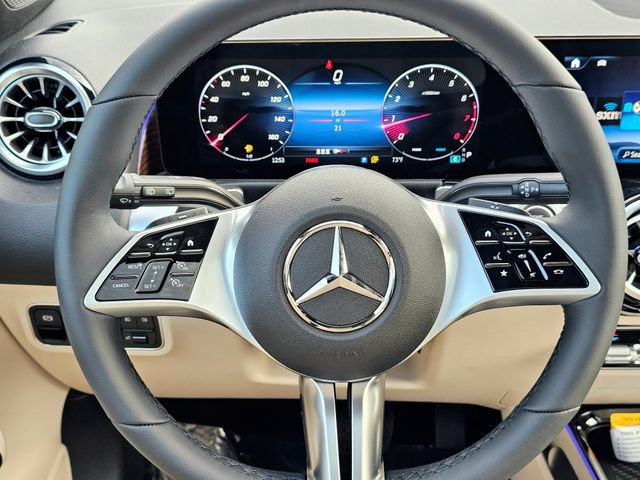 New 2026 Mercedes-Benz GLB 250 4MATIC image 31