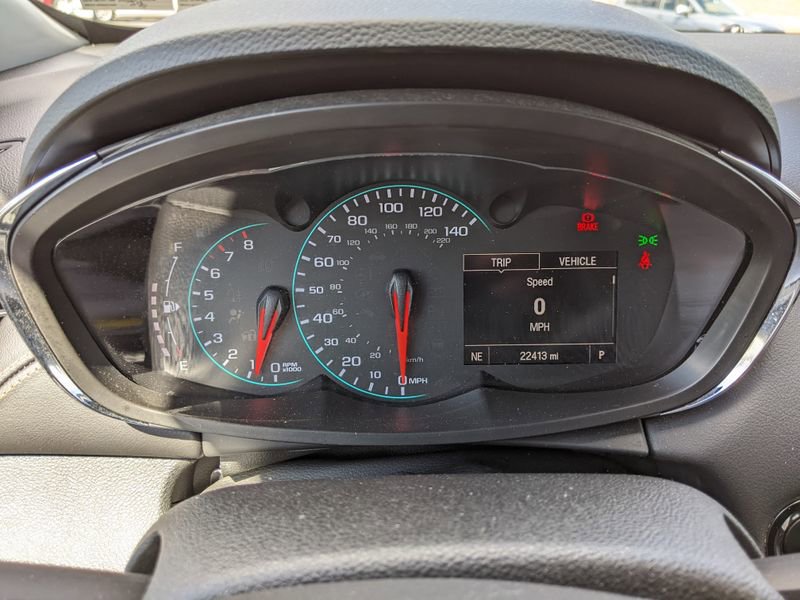 Used 2017 Chevrolet Trax LT w/ Driver Confidence Package image 23